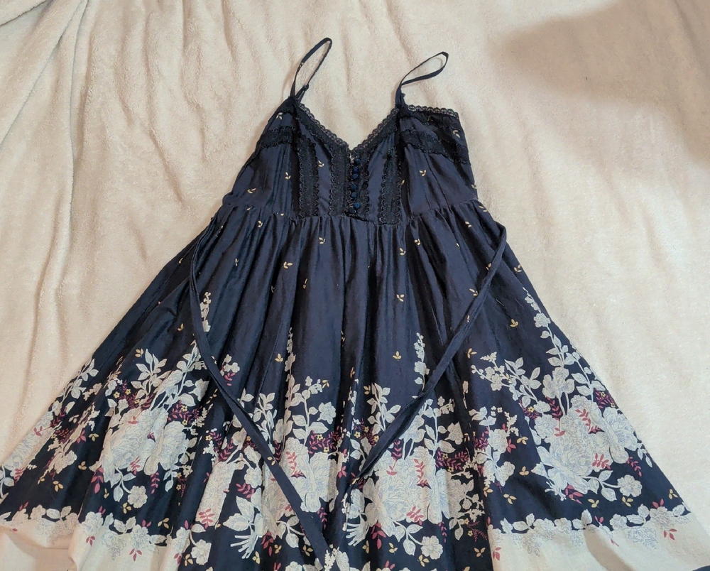 Forever 21 Dark Blue/Navy Floral Dress